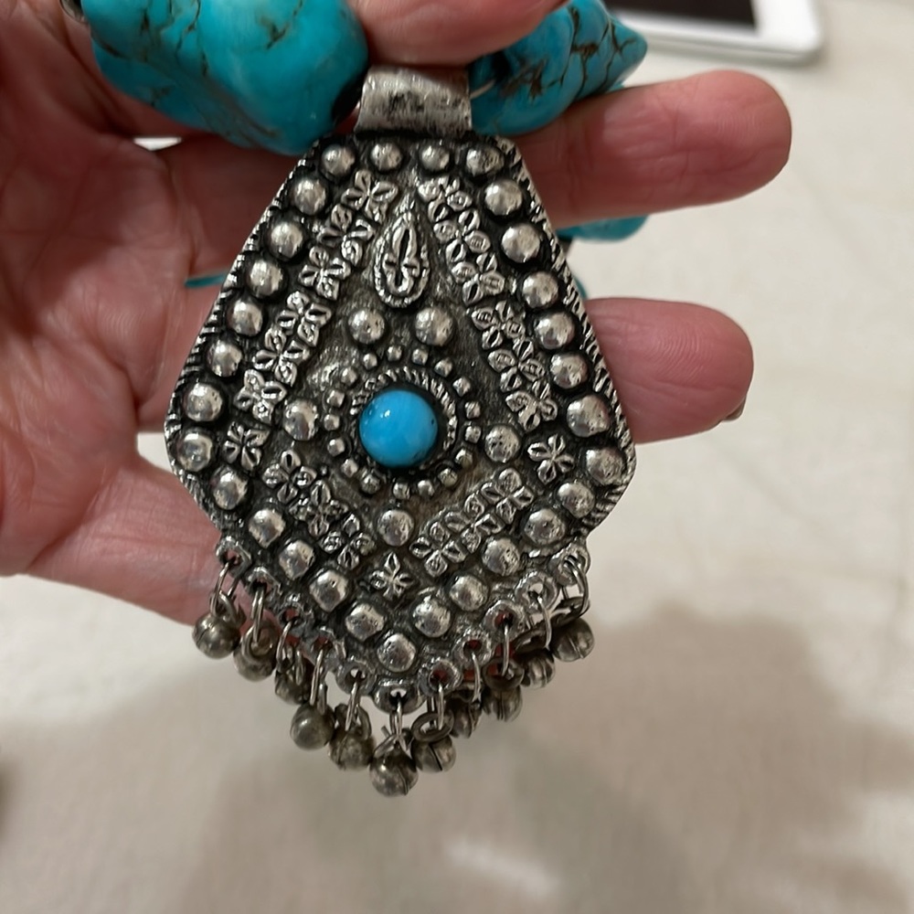Necklace - Picture 7 of 8